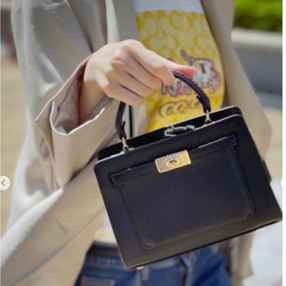 NWT💃Coach Mini Lane Top Handle Gold/Black Multi Purse - Picture 10 of 11